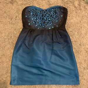 Cocktail dress with pockets